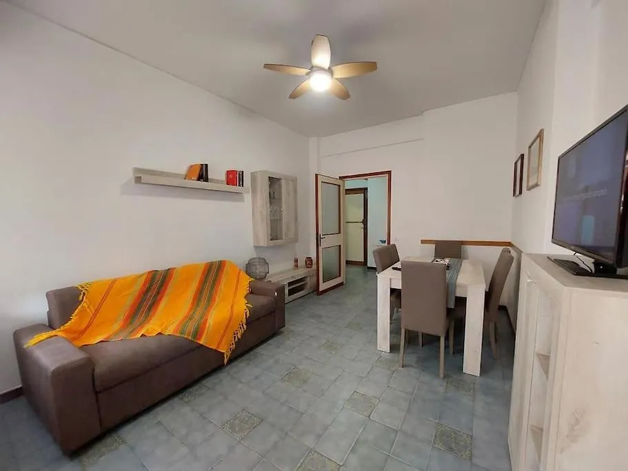 비아레지오 Casa Giuliana Tra Pineta E Mare 아파트